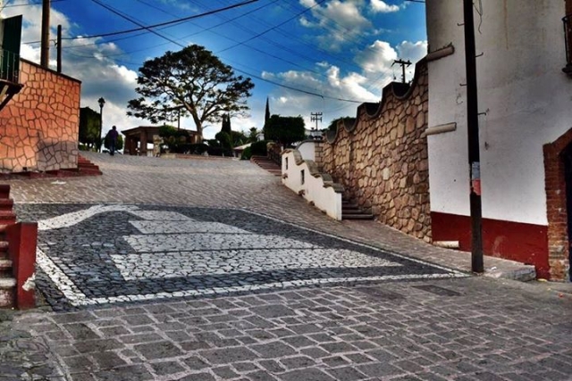 pueblos y comunidades